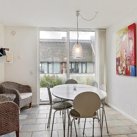 בית נופש Two-bedroom Romo With A Fireplace 03